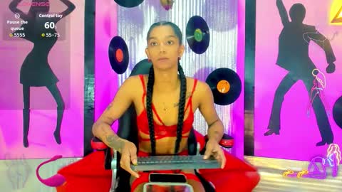 Snapshot of _nickyminach chatting on 18, 10, 2025 Nicky Please help me with your thumbs up its importan online show from 18, 10, 2025