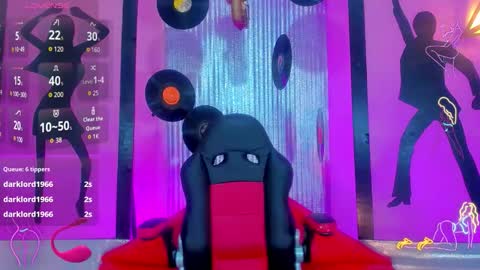 Snapshot of _nickyminach chatting on 8, 11, 2025 Nicky Please help me with your thumbs up its importan online show from 8, 11, 2025