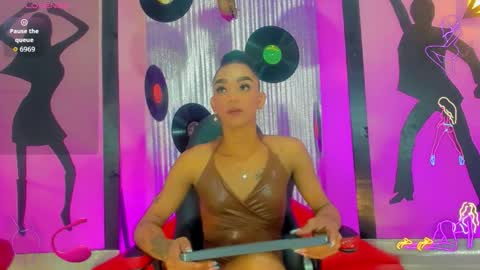 Snapshot of _nickyminach chatting on 15, 11, 2025 Nicky Please help me with your thumbs up its importan online show from 15, 11, 2025