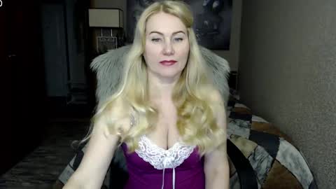 Donella    online show from 1, 2, 2026