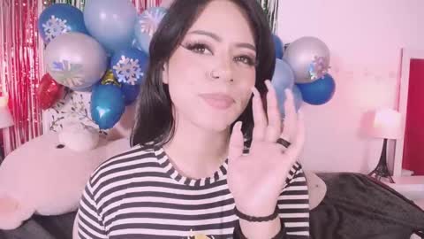 niiky online show from 15, 12, 2024