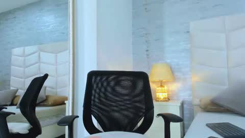 Noah Heyden online show from 27, 1, 2025