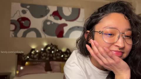 Mikayla online show from 16, 12, 2024