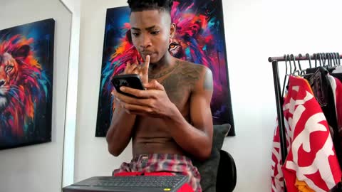 Snapshot of _pantera_09 chatting on 22, 12, 2024 Kevin online show from 22, 12, 2024