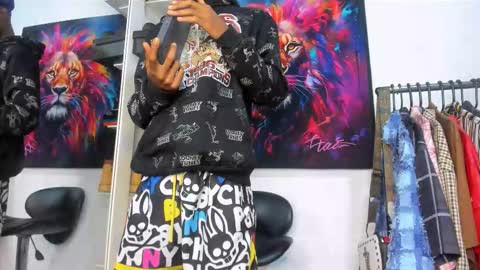 Snapshot of _pantera_09 chatting on 12, 10, 2025 Kevin online show from 12, 10, 2025