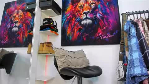 Snapshot of _pantera_09 chatting on 13, 10, 2025 Kevin online show from 13, 10, 2025