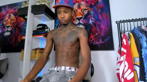 Snapshot of _pantera_09 chatting on 20, 10, 2025 Kevin online show from 20, 10, 2025