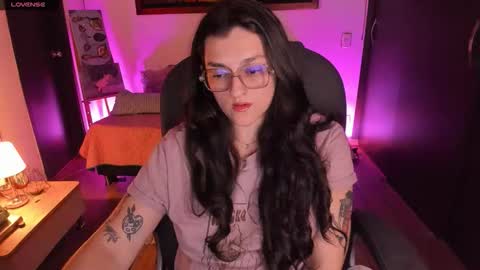 violeta ig  online show from 21, 10, 2025