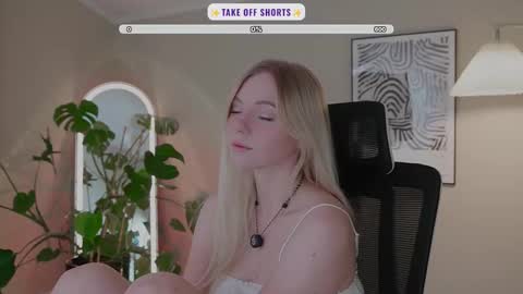 Viktoria online show from 9, 9, 2025