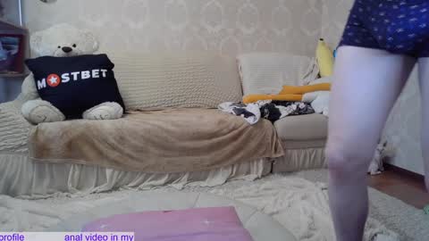 _pretty_fox_ online show from 9, 1, 2025