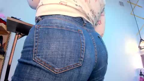 Snapshot of _rebecca1 chatting on 12, 11, 2025 rebecca online show from 12, 11, 2025