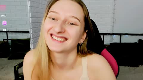 I am Rina online show from 22, 12, 2024
