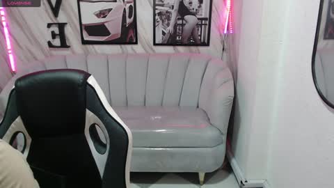Samantha online show from 28, 12, 2024