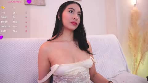 SARA GOMEZ online show from 10, 9, 2025