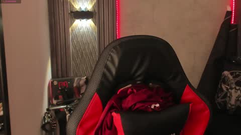 Selene online show from 27, 1, 2025