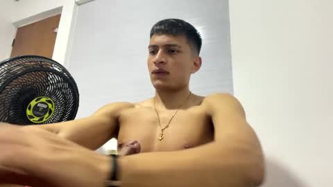 Juan Pablo-independent model online show from 9, 12, 2024