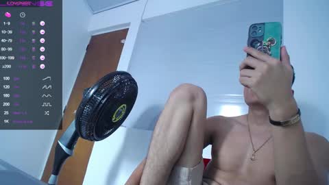 Juan Pablo-independent model online show from 20, 12, 2024