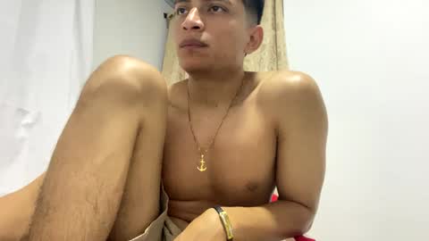 Juan Pablo-independent model online show from 21, 12, 2024