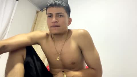 Juan Pablo-independent model online show from 23, 12, 2024