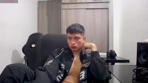 Juan Pablo-independent model online show from 20, 1, 2025