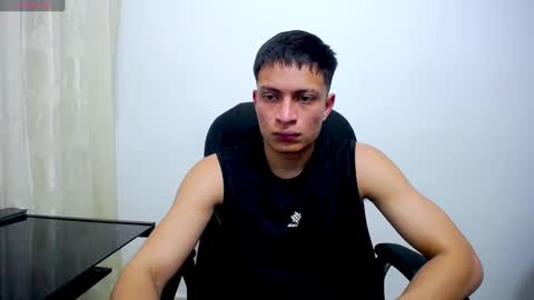 Juan Pablo-independent model online show from 4, 2, 2025