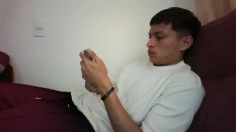 Juan Pablo-independent model online show from 26, 2, 2025