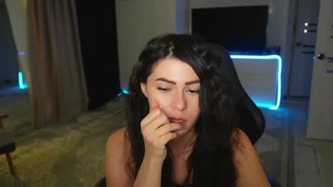 Sophy online show from 2, 2, 2025