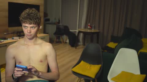 OLIVERpvt is open online show from 7, 1, 2025