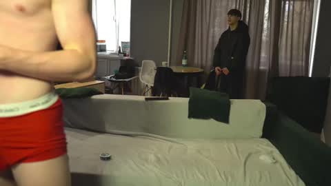 OLIVERpvt is open online show from 5, 10, 2025