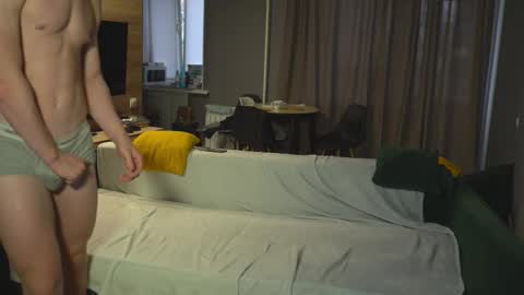 OLIVERpvt is open online show from 13, 10, 2025