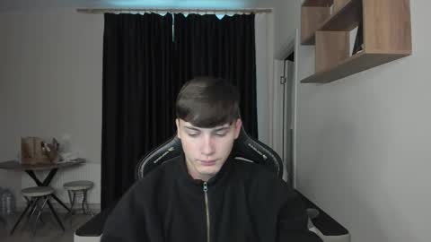 Snapshot of _stager_ chatting on 14, 9, 2025 MARKPVT IS OPEN online show from 14, 9, 2025