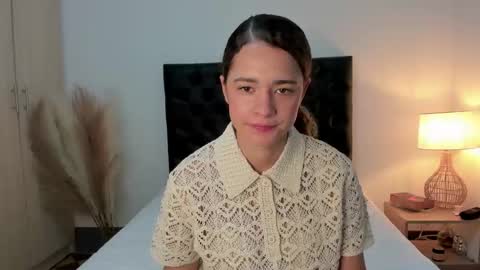 Snapshot of _sussi_ chatting on 9, 10, 2025 Sussi online show from 9, 10, 2025