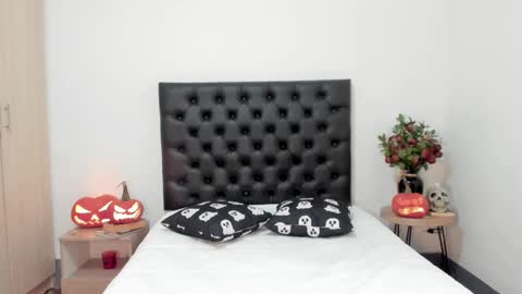 Snapshot of _sussi_ chatting on 27, 10, 2025 Sussi online show from 27, 10, 2025