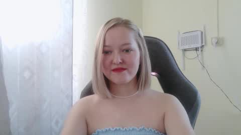 _sweet_smile_ online show from 16, 9, 2025