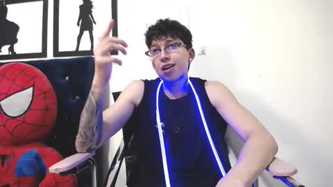 Thomas online show from 7, 11, 2025