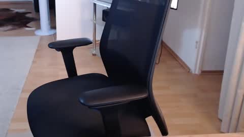 Snapshot of _trythis_ chatting on 20, 11, 2025 _trythis_ online show from 20, 11, 2025