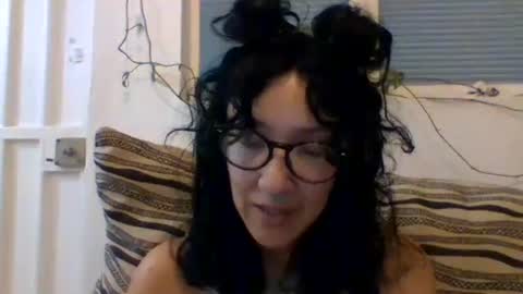 _tutti_frutti_ online show from 2, 2, 2025