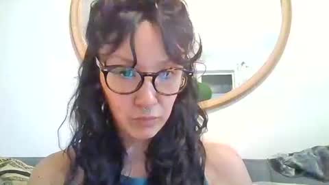 _tutti_frutti_ online show from 25, 9, 2025