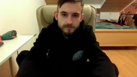 Snapshot of _v_l_a_d_ chatting on 12, 2, 2025 Vlad online show from 12, 2, 2025