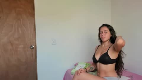 _valentina_69 online show from 7, 11, 2025