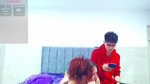 Snapshot of _vanie chatting on 8, 11, 2025 _vanie online show from 8, 11, 2025