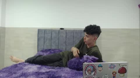 Snapshot of _vanie chatting on 13, 11, 2025 _vanie online show from 13, 11, 2025