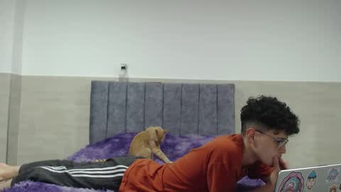 Snapshot of _vanie chatting on 20, 11, 2025 _vanie online show from 20, 11, 2025