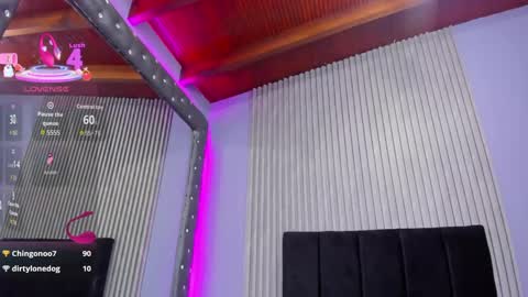 Snapshot of _veronica_tits chatting on 10, 10, 2025 Veronica online show from 10, 10, 2025