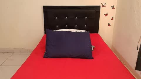 Snapshot of _victoriia_971 chatting on 9, 10, 2025 _victoriia_971 online show from 9, 10, 2025