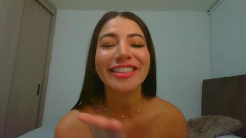 Violeta  online show from 13, 1, 2025
