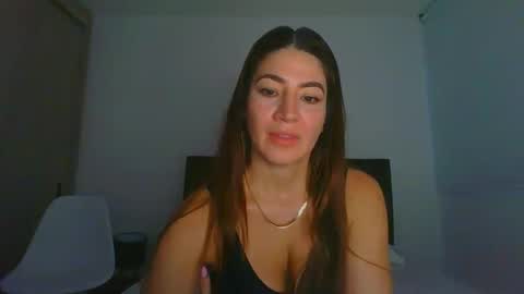 Violeta  online show from 14, 2, 2025