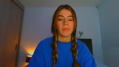Violeta  online show from 21, 2, 2025