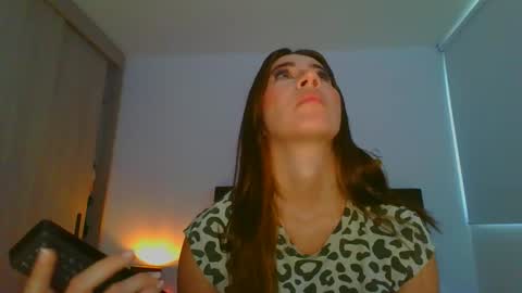 Violeta  online show from 22, 2, 2025