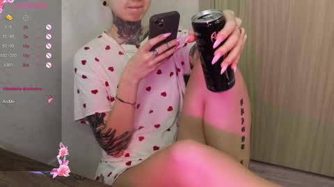 Snapshot of _viv1an_ chatting on 16, 1, 2025 Alis online show from 16, 1, 2025